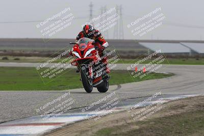 media/Nov-30-2025-TrackDaz (Sun) [[d8b22663df]]/A Group/Session 4 (Wheelie Bump)/